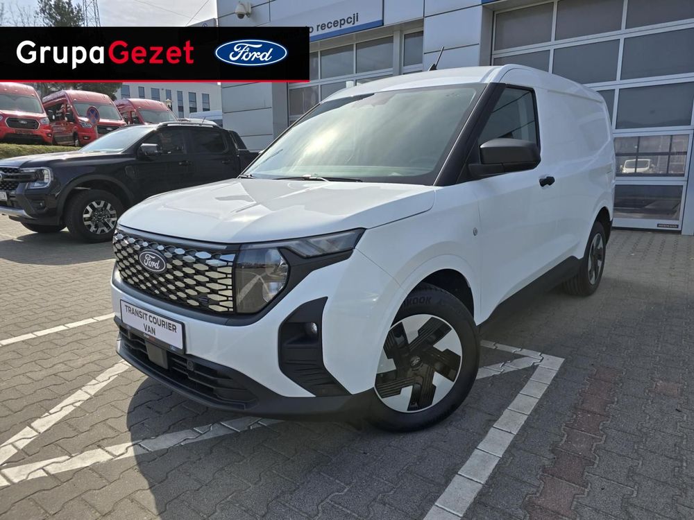 Ford Transit Courier 2025