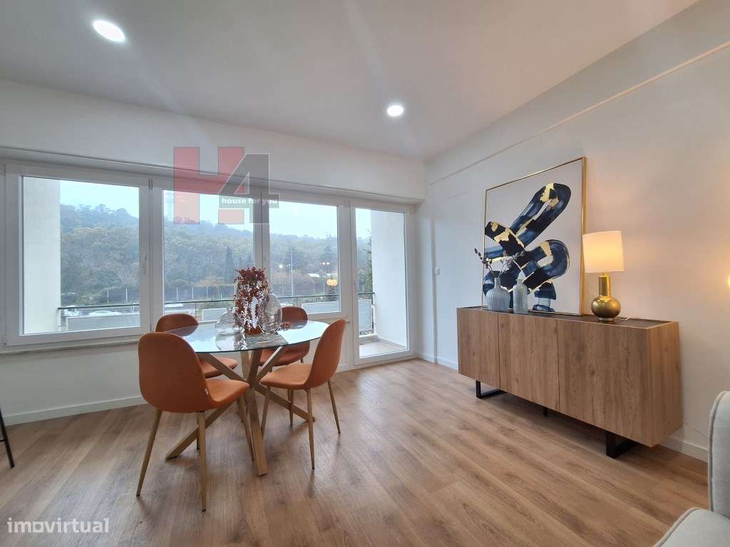 Apartamento T3 totalmente remodelado em Benfica - Grande imagem: 3/39