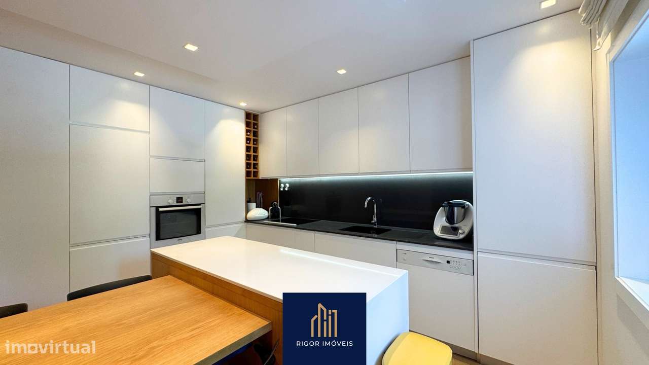 Apartamento T4 Zona Balnear Póvoa de Varzim, Avenida Santos Graça-6
