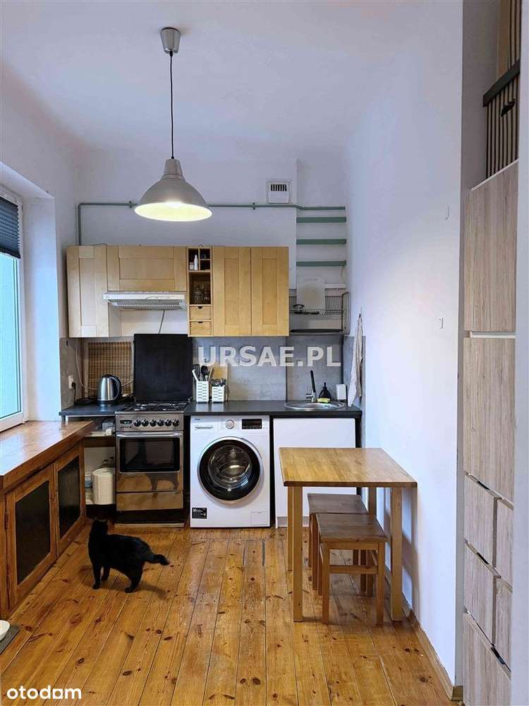 Przytulne klimatyczne studio w małej kamienicy-9