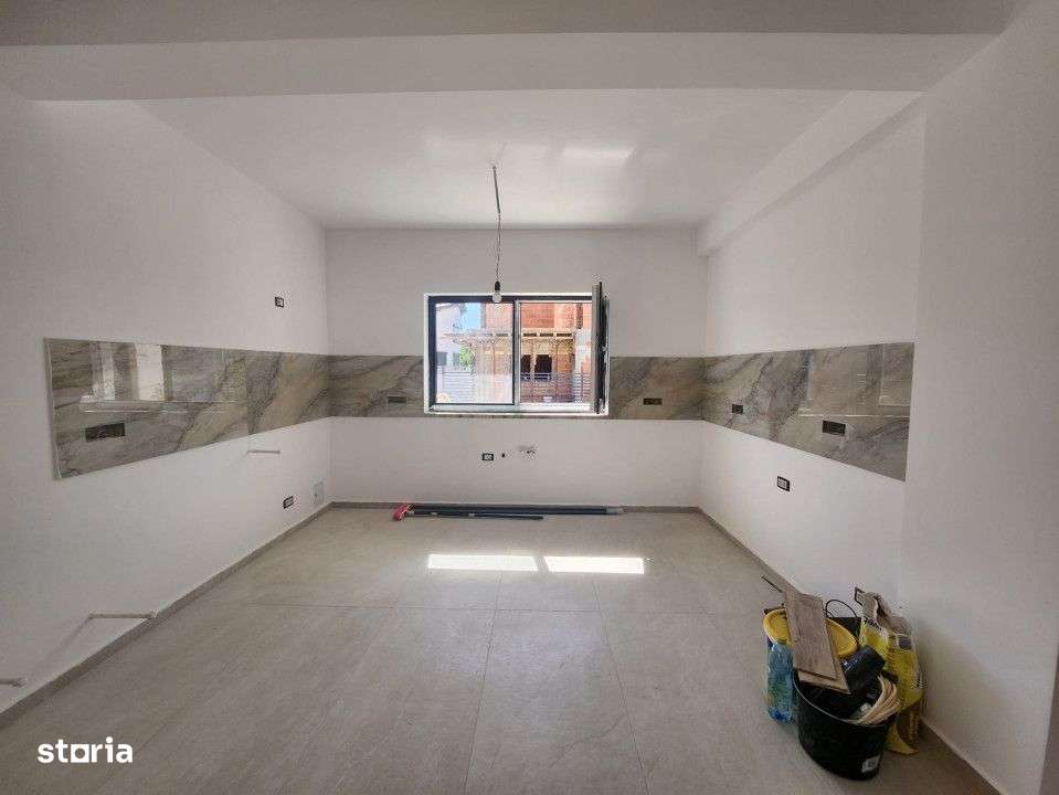 Casa/Vila Individuala Bragadiru Central/P+1+M id nr24-11