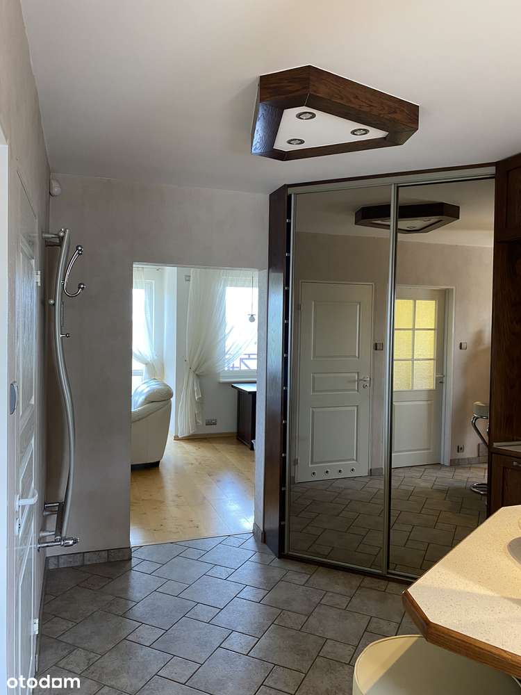 Komfortowe, przestronne mieszkanie z pięknym widokiem na zachód słońca-12