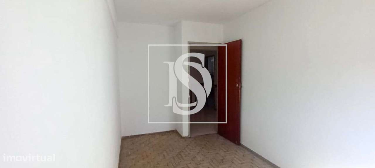 Apartamento T3 c/ arrecadação em Monte Abraão, Sintra-8