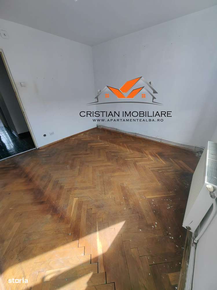 Apartament 3 camere decomandat, etaj 3, cu 2 bai, Cetate! - Imagine principală: 5/10