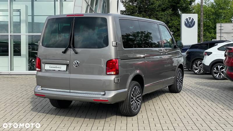 Volkswagen Caravelle - 7