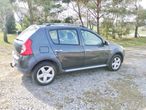 Dacia Sandero Stepway 1.6 - 9