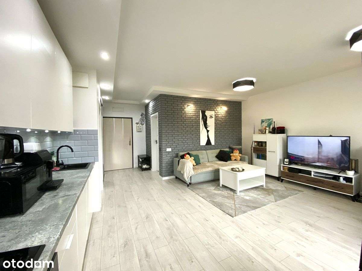 2 pok/ Taras/komórka lok/Winda-0