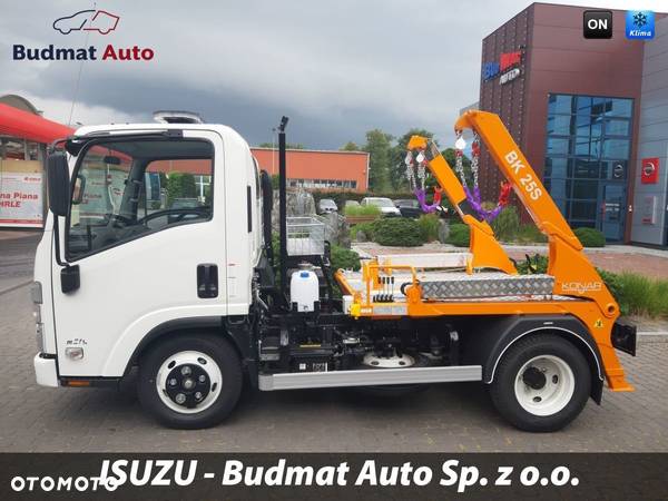 Isuzu M21 TH - 13