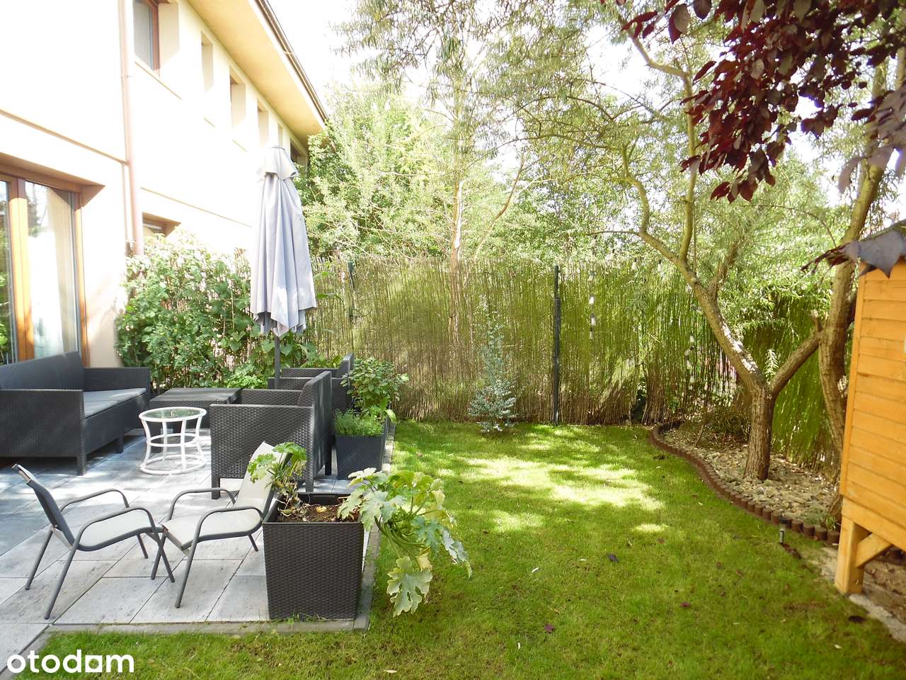 Funkcjonalny segment szeregowca - z garażem  i tarasem od południa-5