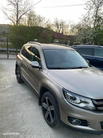 Volkswagen Tiguan 2.0 TDI CR DPF 4Motion DSG Sport&Style - 3