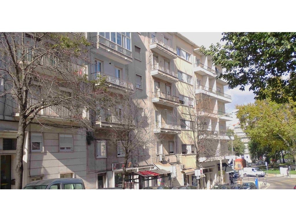 Apartamento T3 Totalmente Renovado