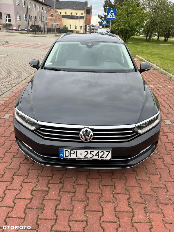 Volkswagen Passat - 13