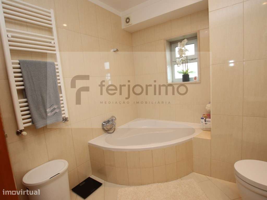 'NOVIDADE'
Excelente Moradia Geminada-56