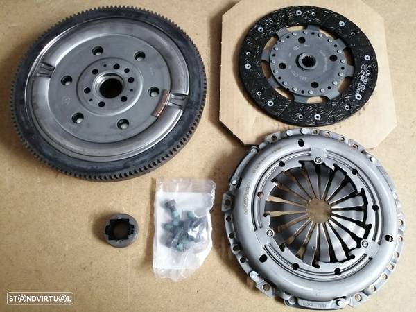 Kit de Embraiagem - Peugeot Citroen 1.6 IDH 110 / HDi 90 e 115 - 1