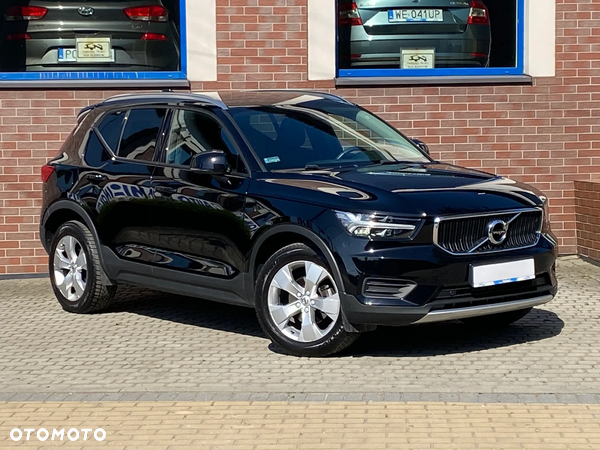 Volvo XC 40 T3 Momentum Pro - 4