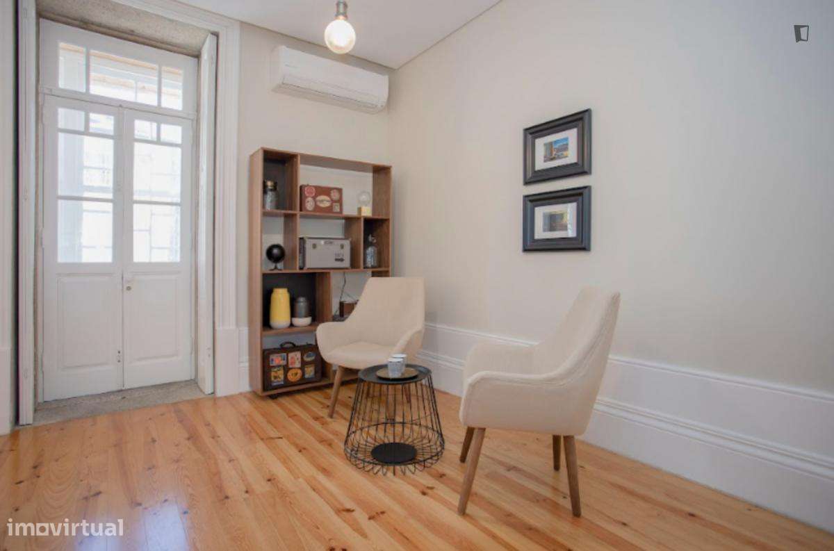 Apartamento com 2 quartos - localizado em Santo Ildefonso Porto - Grande imagem: 2/7
