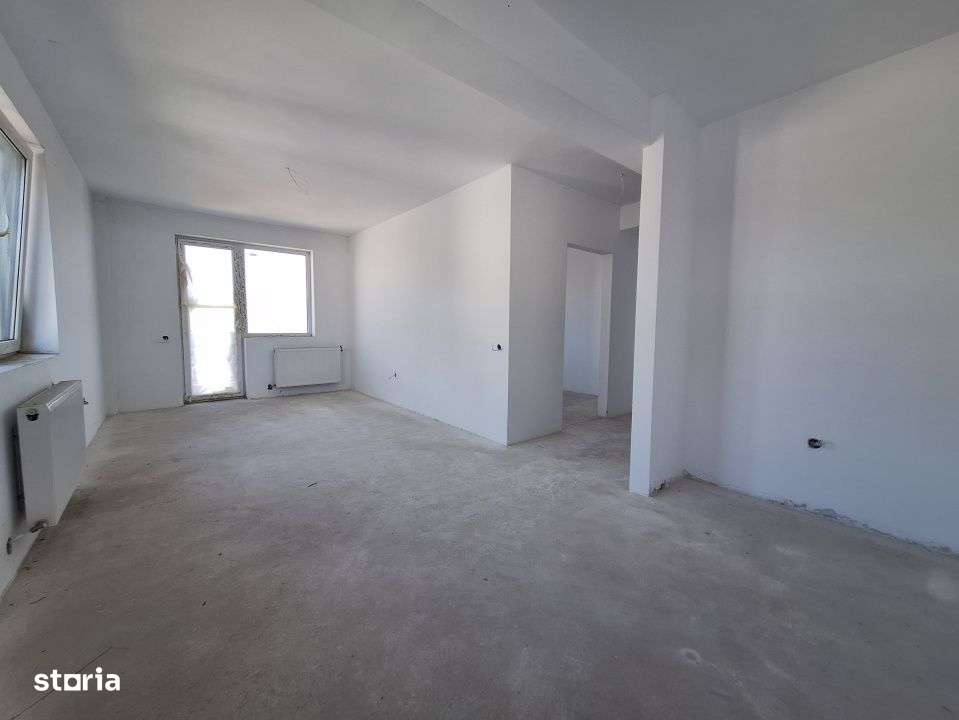 Apartament cu 3 camere semifinisat, balcon, zona Terra - Imagine principală: 1/8