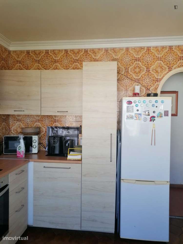 Quarto - localizado em Oeiras Lisbon - Grande imagem: 3/6