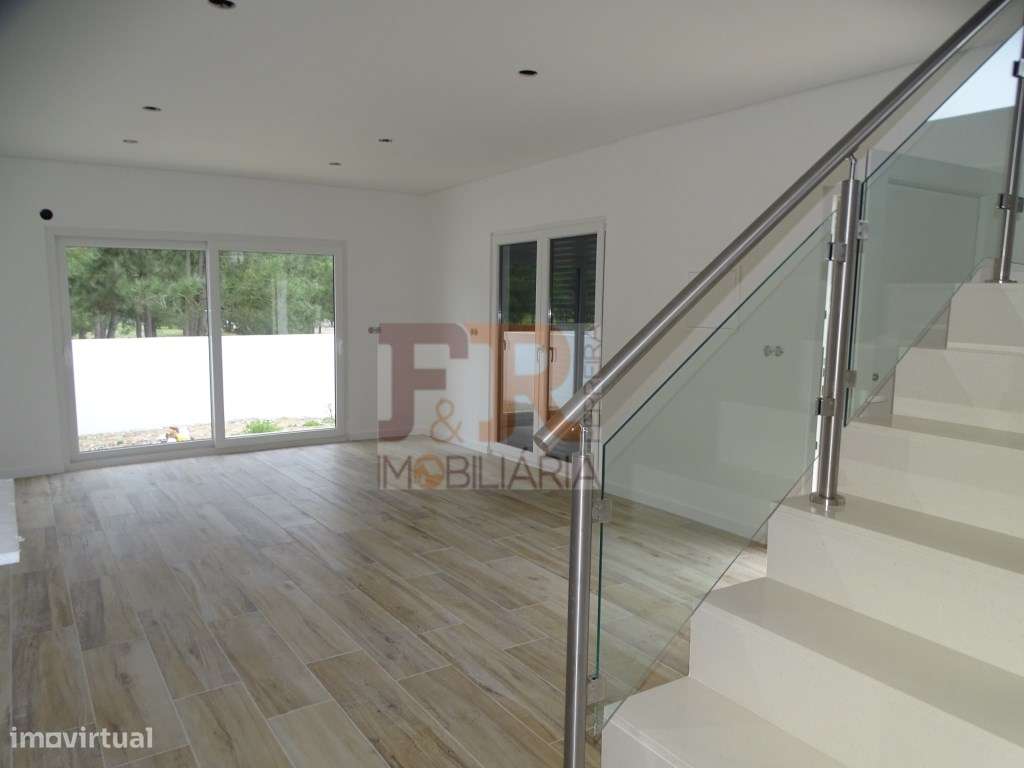 Moradias Geminada DuplexT3 com Pérgola. Pinhal do General. Fernão F...-41