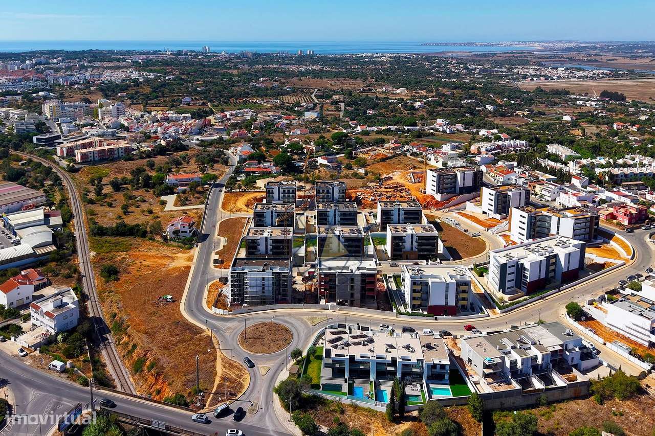 Apartamento T2 em construção com Garagem e Piscina - Portimão-23