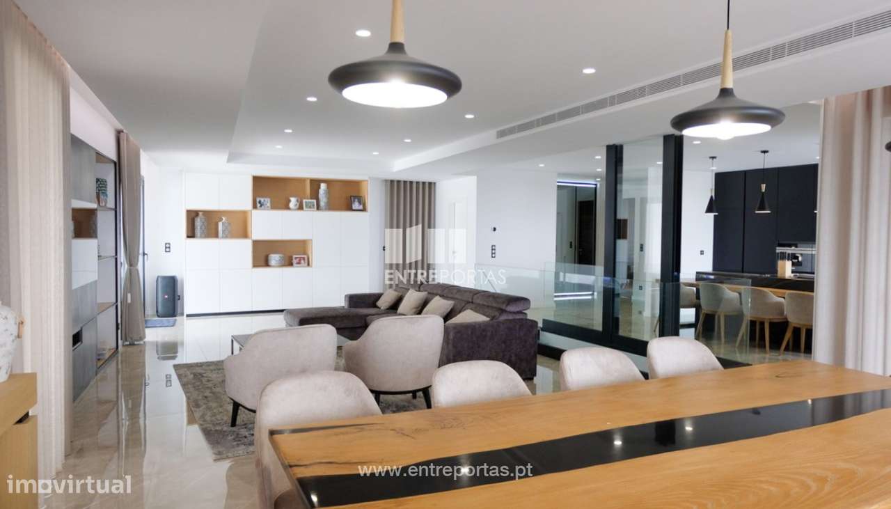 Venda de Moradia V5 com piscina, Areosa, Viana do Castelo. - Grande imagem: 4/31