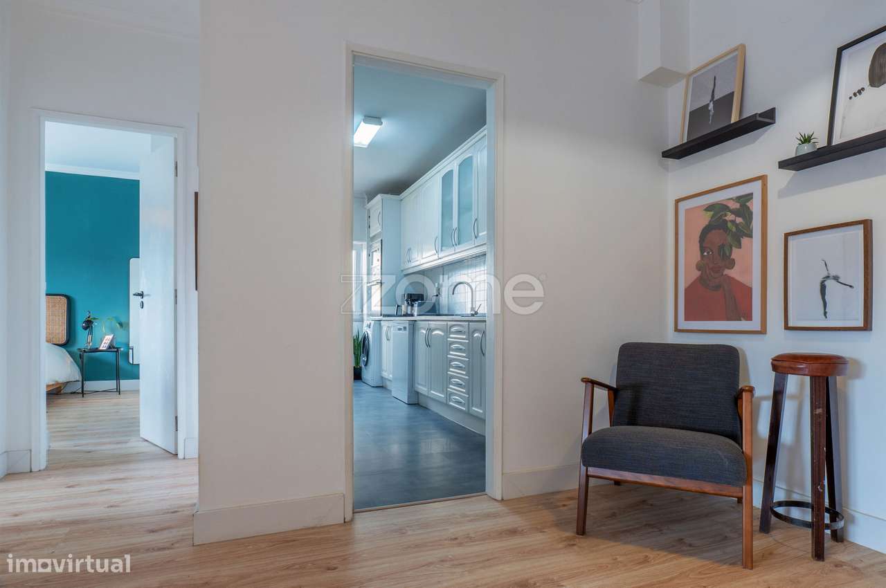 Apartamento T2 remodelado à venda, Venteira-27