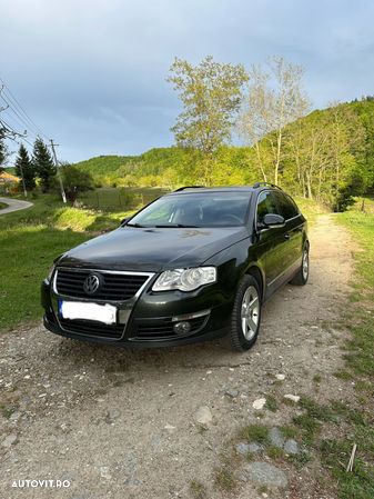 Volkswagen Passat Variant 2.0 TDI Comfortline DPF DSG - 1