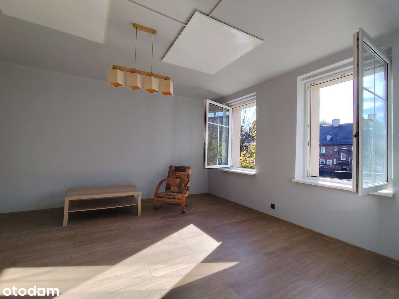 Kawalerka: 35 m2, 1 piętro, niski czynsz - Siemianowice Śląskie-1