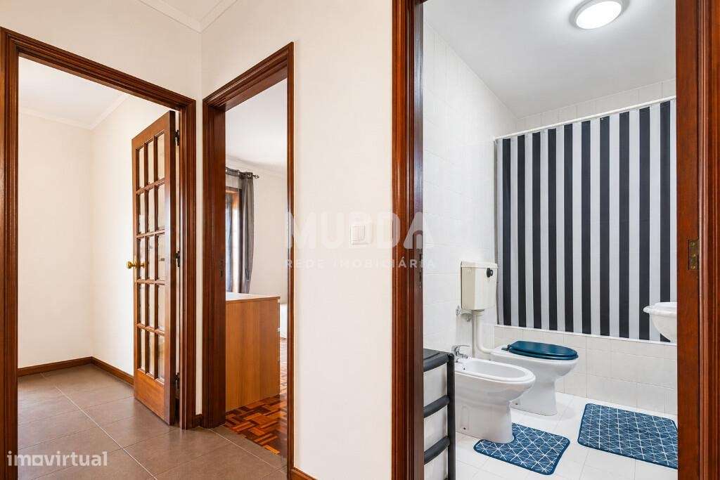 Apartamento T3 Duplex  no coração de Ovar – conforto, espaço e localiz-16