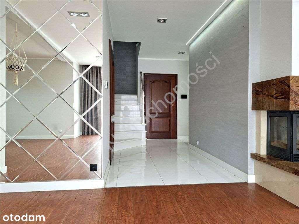 Ekonomiczny, komfortowy dom blisko Siennicy! - Pełny obrazek: 5/20