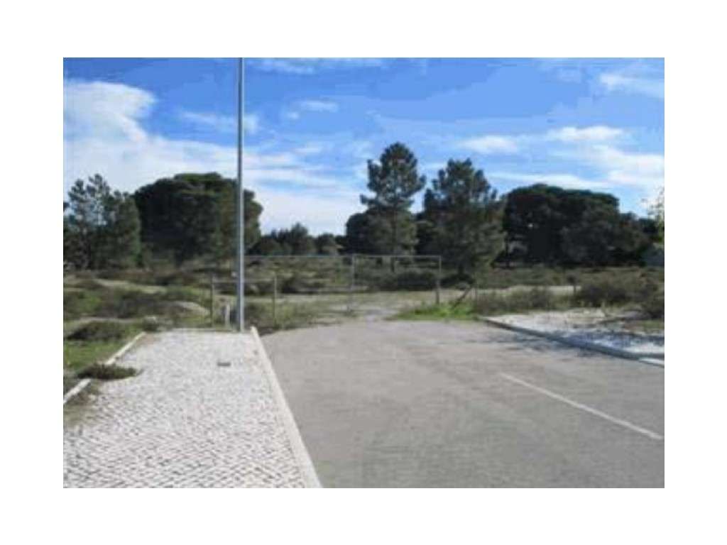 Terreno com PIP aprovado, na Moita. - Grande imagem: 4/5