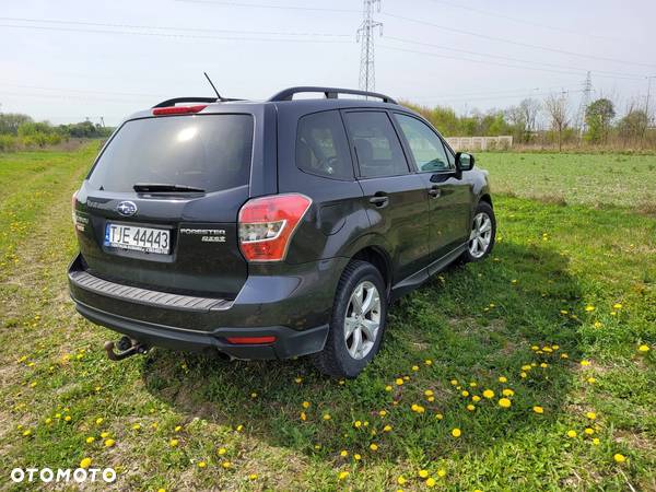 Subaru Forester 2.5 X - 4