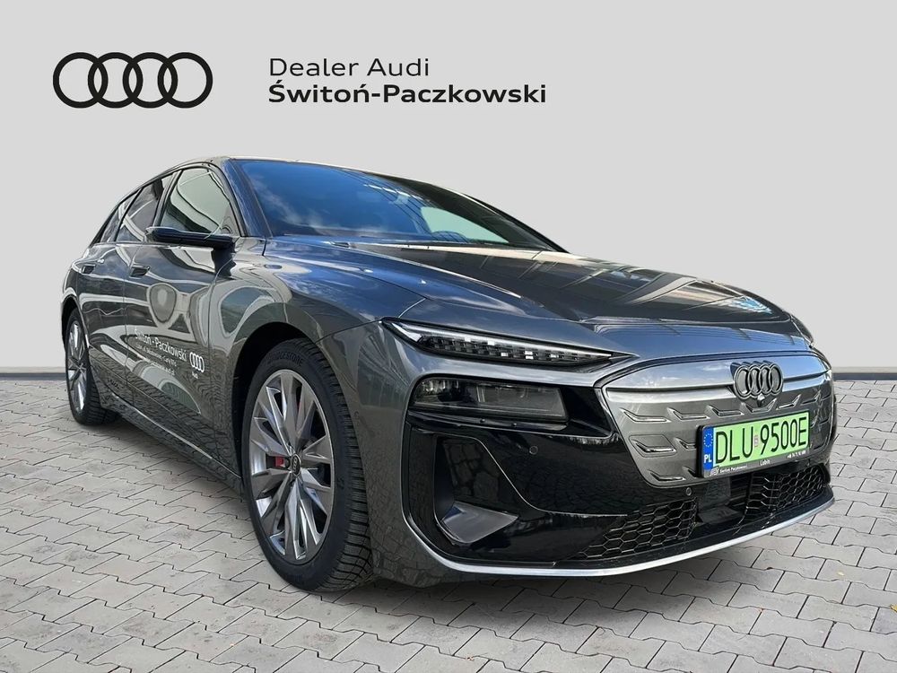 A6 e-tron Avant Performance 367KM Demo