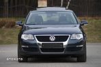 Volkswagen Passat 1.9 TDI Highline - 10