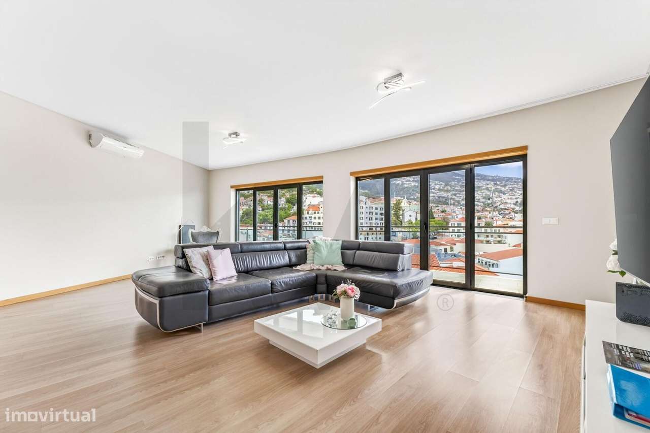 Apartamento T3 de Excelência com Licença de Alojamento Local | Rua 5 d-7