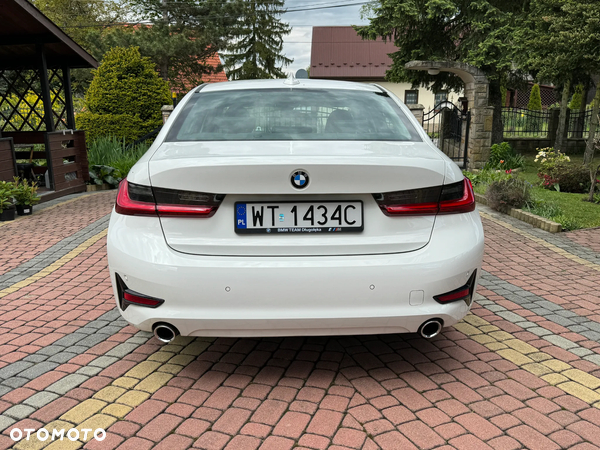 BMW Seria 3 318i Advantage - 6