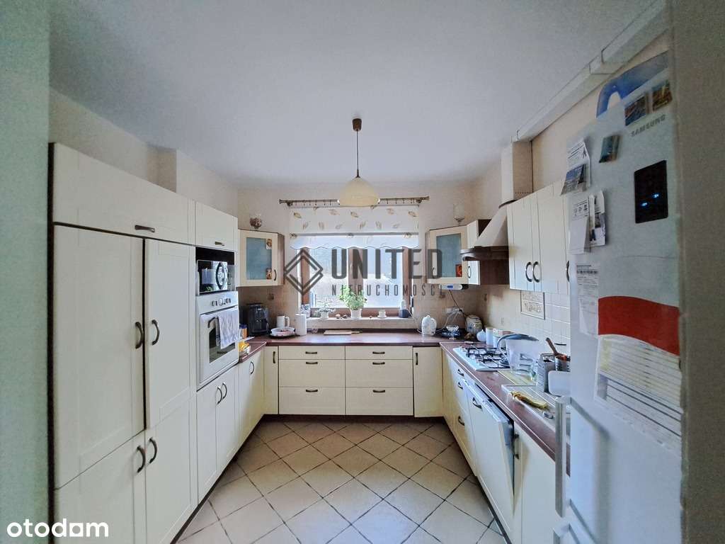 Dom wolnostojący w Miłoszycach z pięknym ogrodem-3