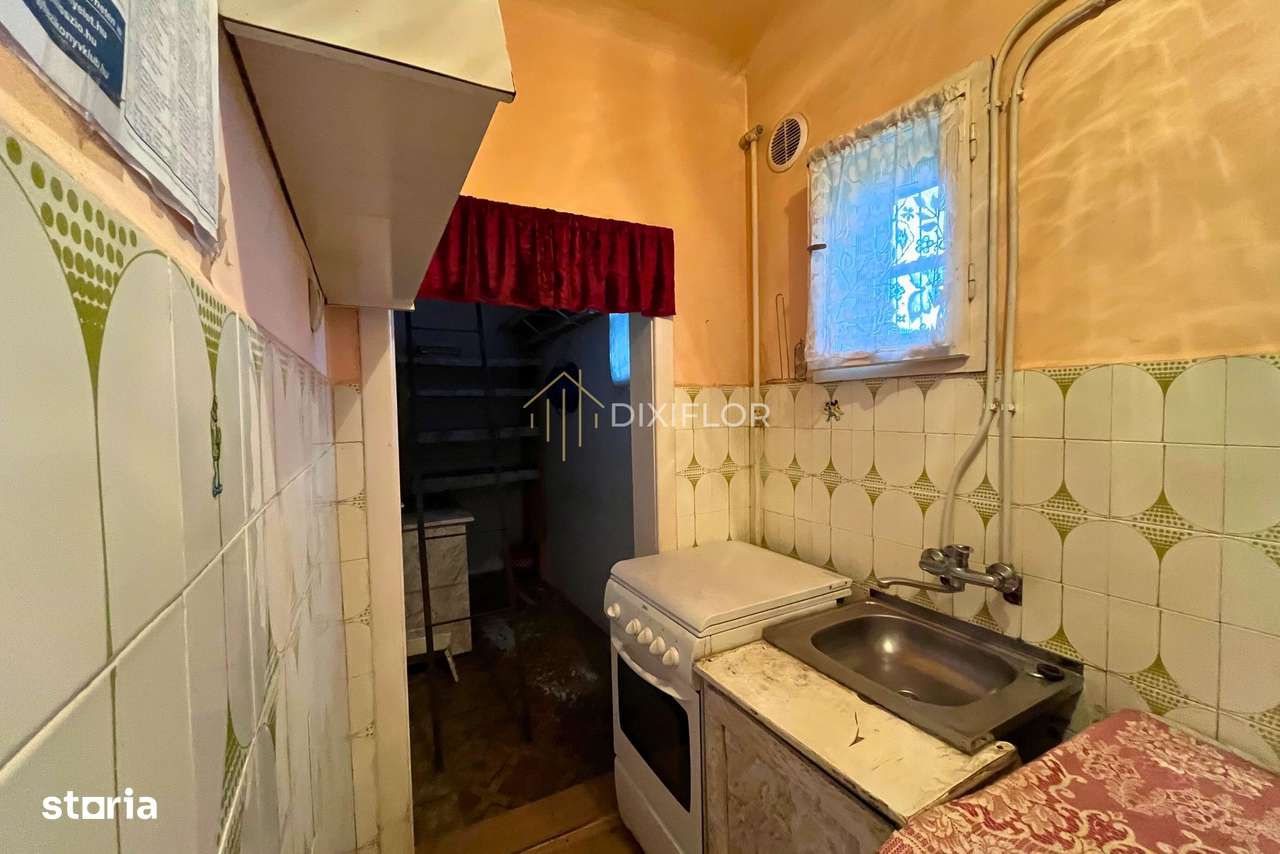 Casă bătrânească cu teren generos | Sovata | 120.000 €-4