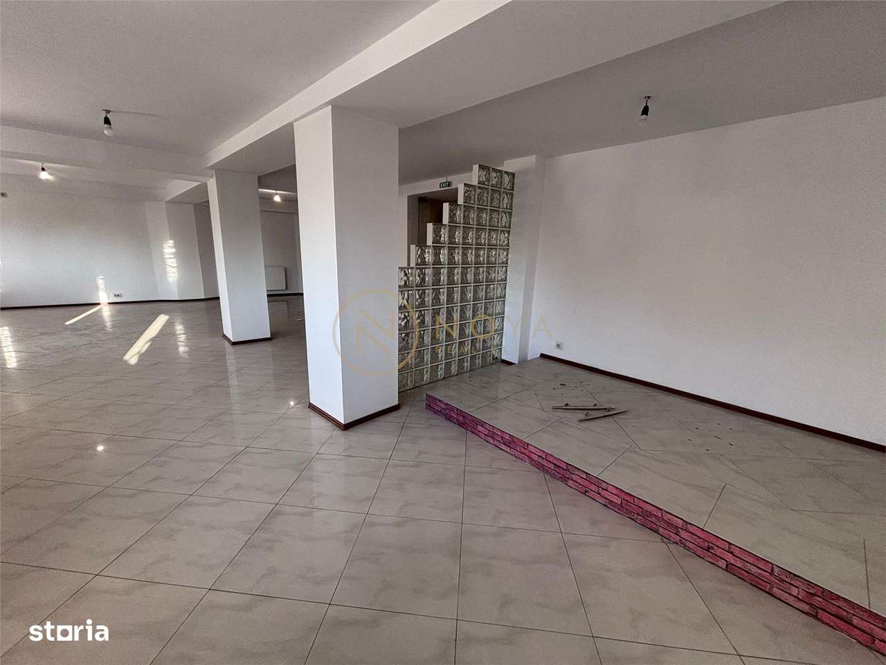 Apartament 5 camere in vila cu centrala | Razoare Piata Danny Huwe - Imagine principală: 4/9