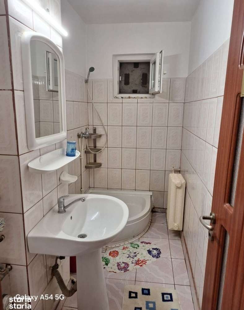 Apartament  2 camere semidecomandate în Craiovița Nouă zona Niella - Imagine principală: 5/6