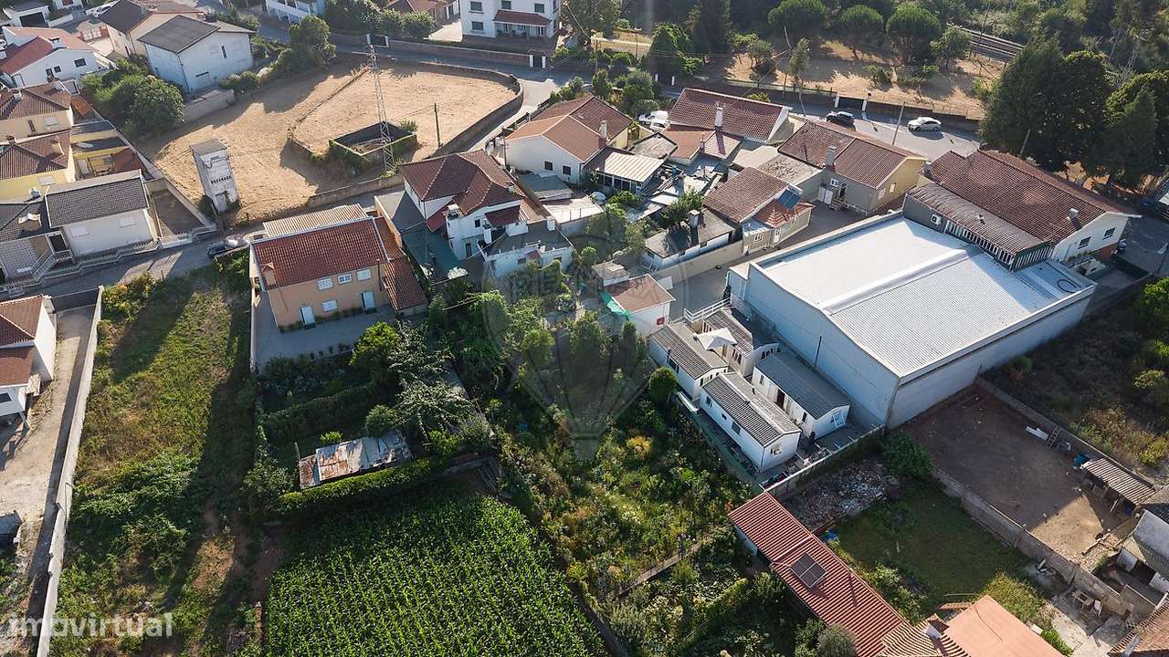 Moradia T5 para venda-30