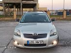 Toyota Avensis 2.2 D-CAT Sol - 2