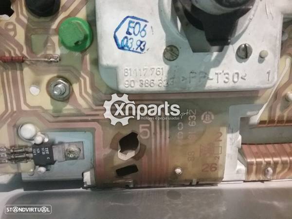 Painel de instrumentos Frente OPEL CORSA B (S93) 1.0 i 12V (F08, F68, M68) | 11.96 - 09.00 Usado REF. 81 117 761 - 1