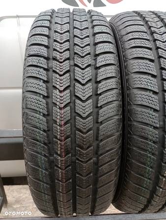 Opony Zimowe Wzmacniane 2x 195/60 R16C 99/97T Semperit Van-Grip 2 3020dot 2xDemo - 3