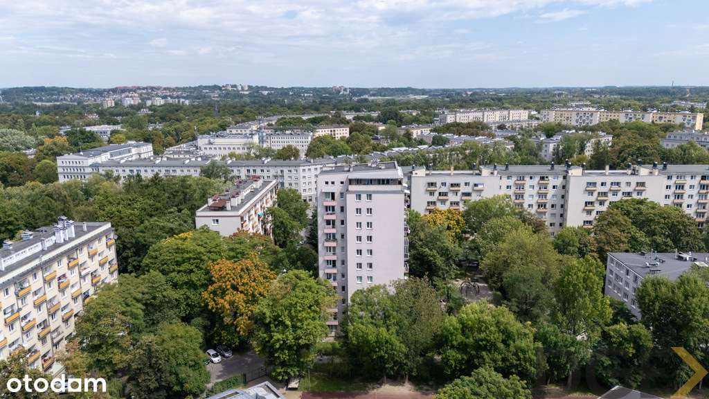 3-pokojowe z osobną kuchnią, balkonem i widokiem-13
