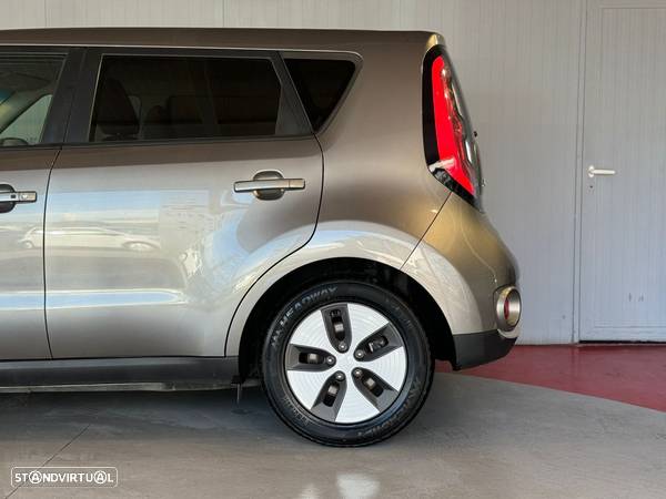 Kia e-Soul - 18