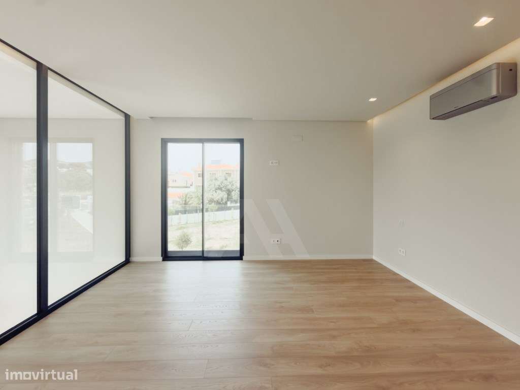Moradias T4 de Luxo com Terraço e Vista Mar em Cascais-15