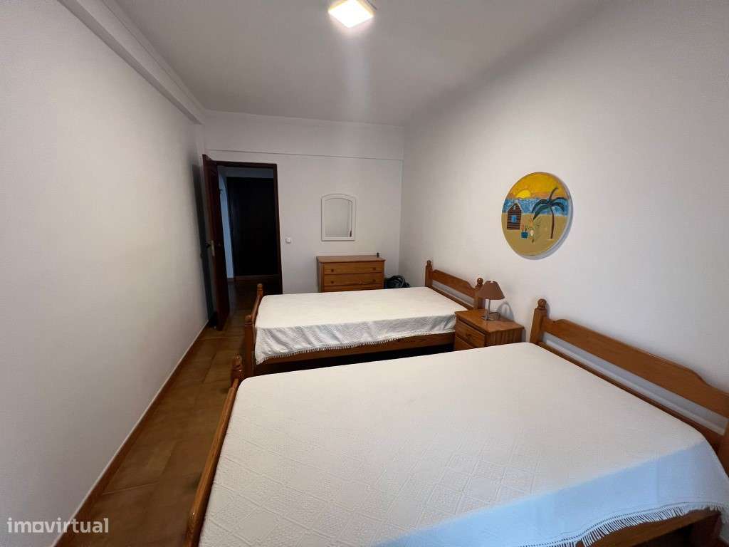 Apartamento T2 primeira linha lateral de mar em Quarteira - Oportun...-9