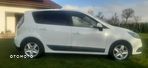 Renault Scenic 1.6 16V 110 TomTom Edition - 4