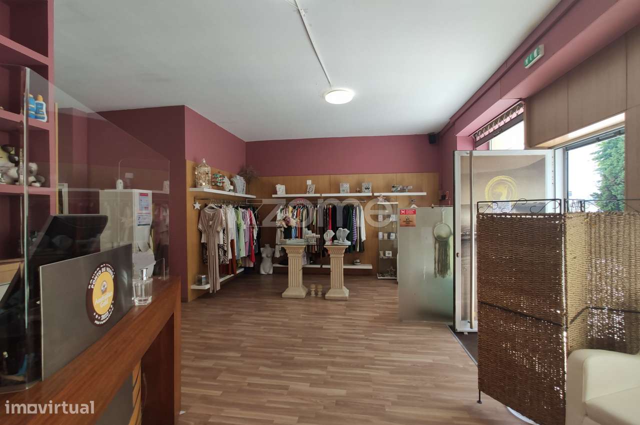 Loja no Centro da Maia com ou sem inquilino - Grande imagem: 3/27